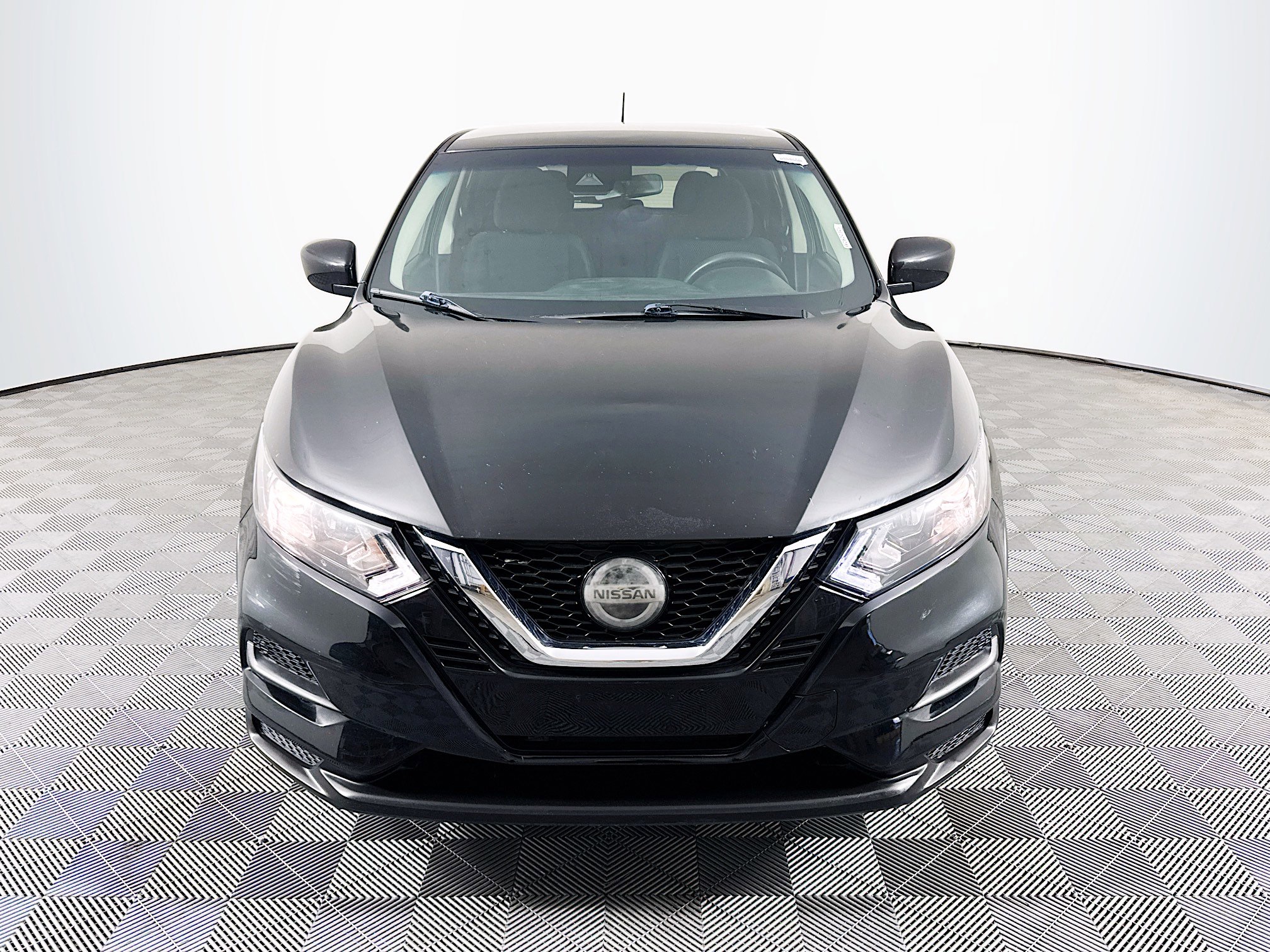 Used 2020 Nissan Rogue Sport S w/ Appearance Package FWD video 2