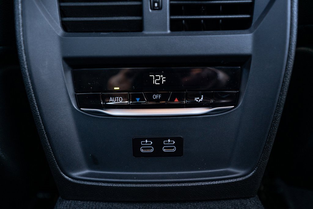 New 2026 BMW 330i xDrive Sedan w/ M Sport Package image 37