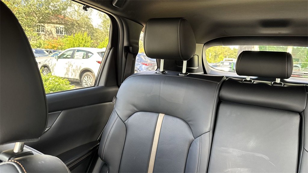 Certified 2025 MAZDA CX-70 3.3 Turbo w/ Premium Plus Pkg image 18