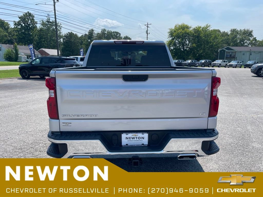 Used 2021 Chevrolet Silverado 1500 LT AWD/4WD image 39