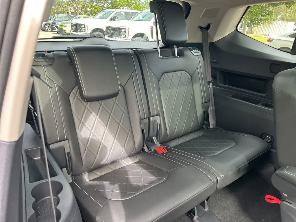 Used 2025 Volkswagen Atlas SEL Premium R-Line image 53