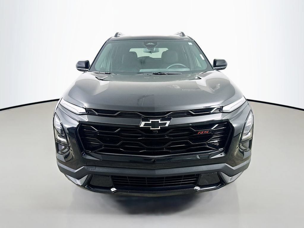 Used 2026 Chevrolet Equinox RS FWD image 2