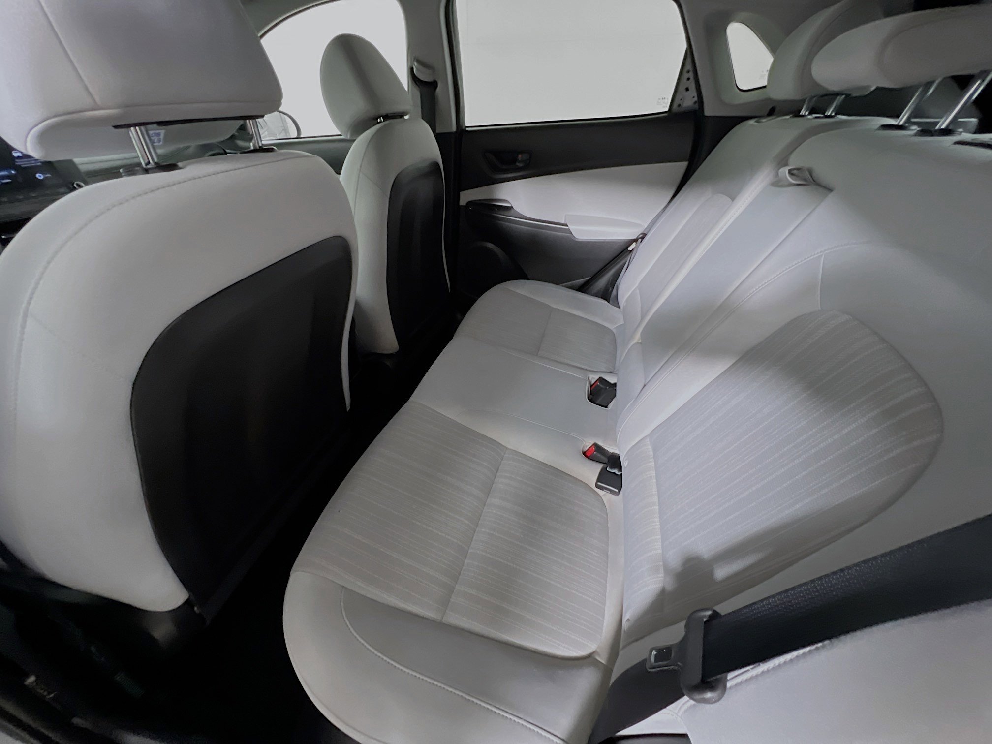 Used 2023 Hyundai Kona SEL image 29