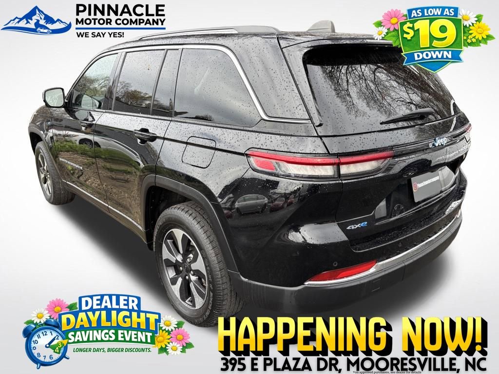 Used 2024 Jeep Grand Cherokee Limited 4xe image 3