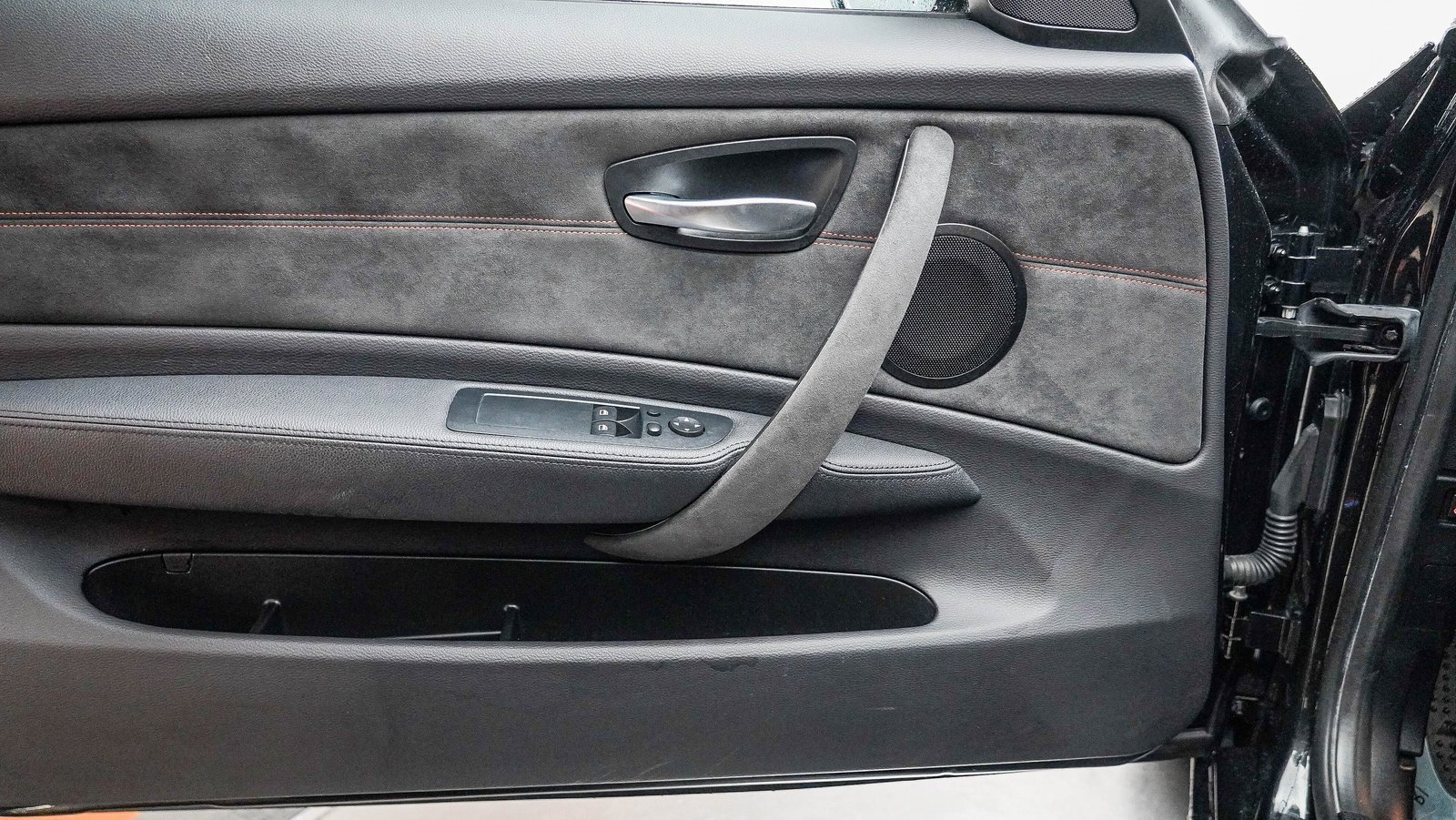 Used 2011 BMW 1 Series M image 20