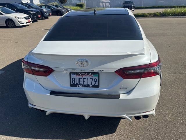 Used 2021 Toyota Camry XSE FWD image 9