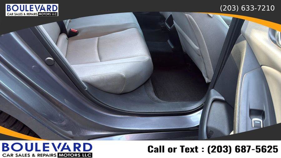 Used 2018 Honda Accord LX image 32