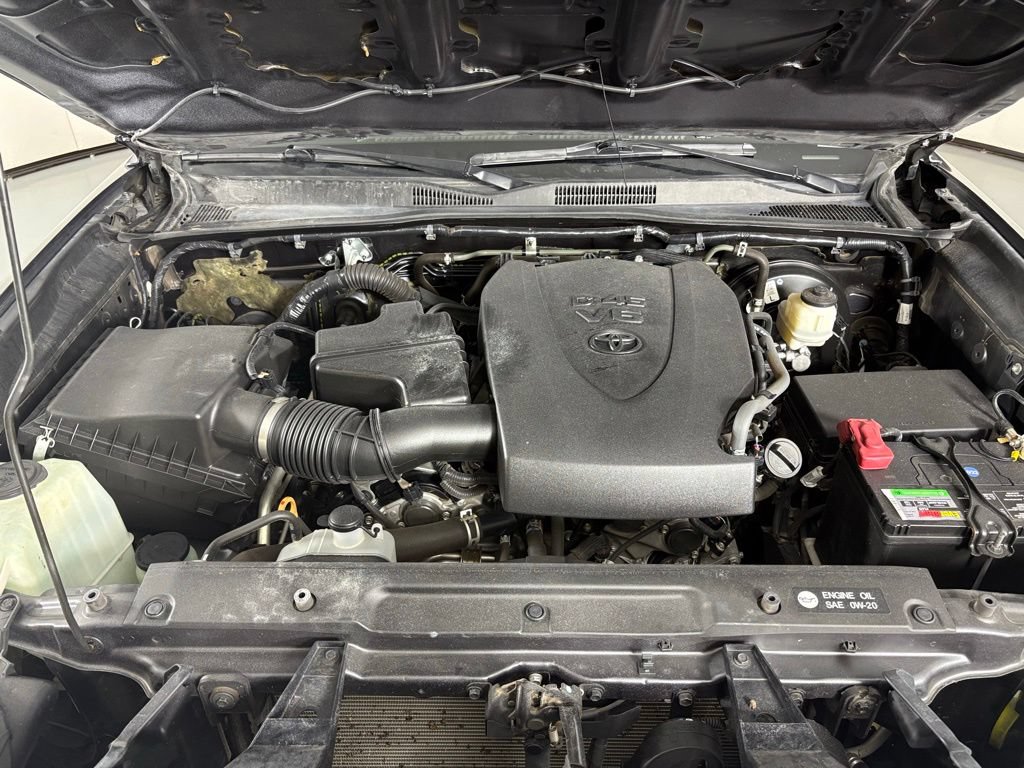 Used 2018 Toyota Tacoma SR w/ SR Convenience Package AWD/4WD image 45