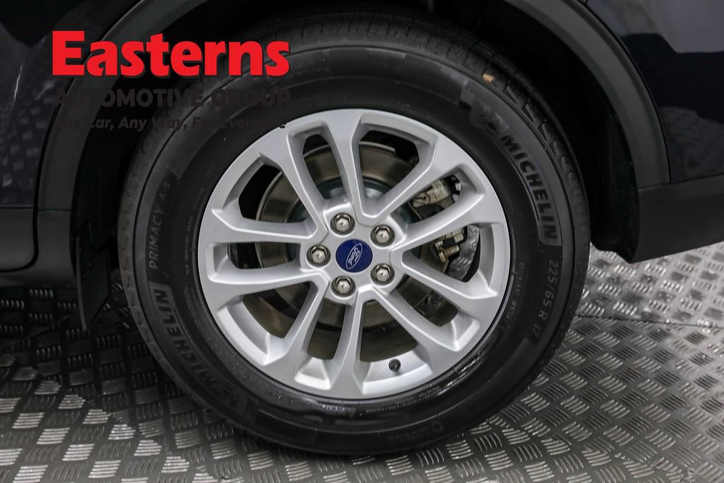 Used 2021 Ford Escape SE image 31