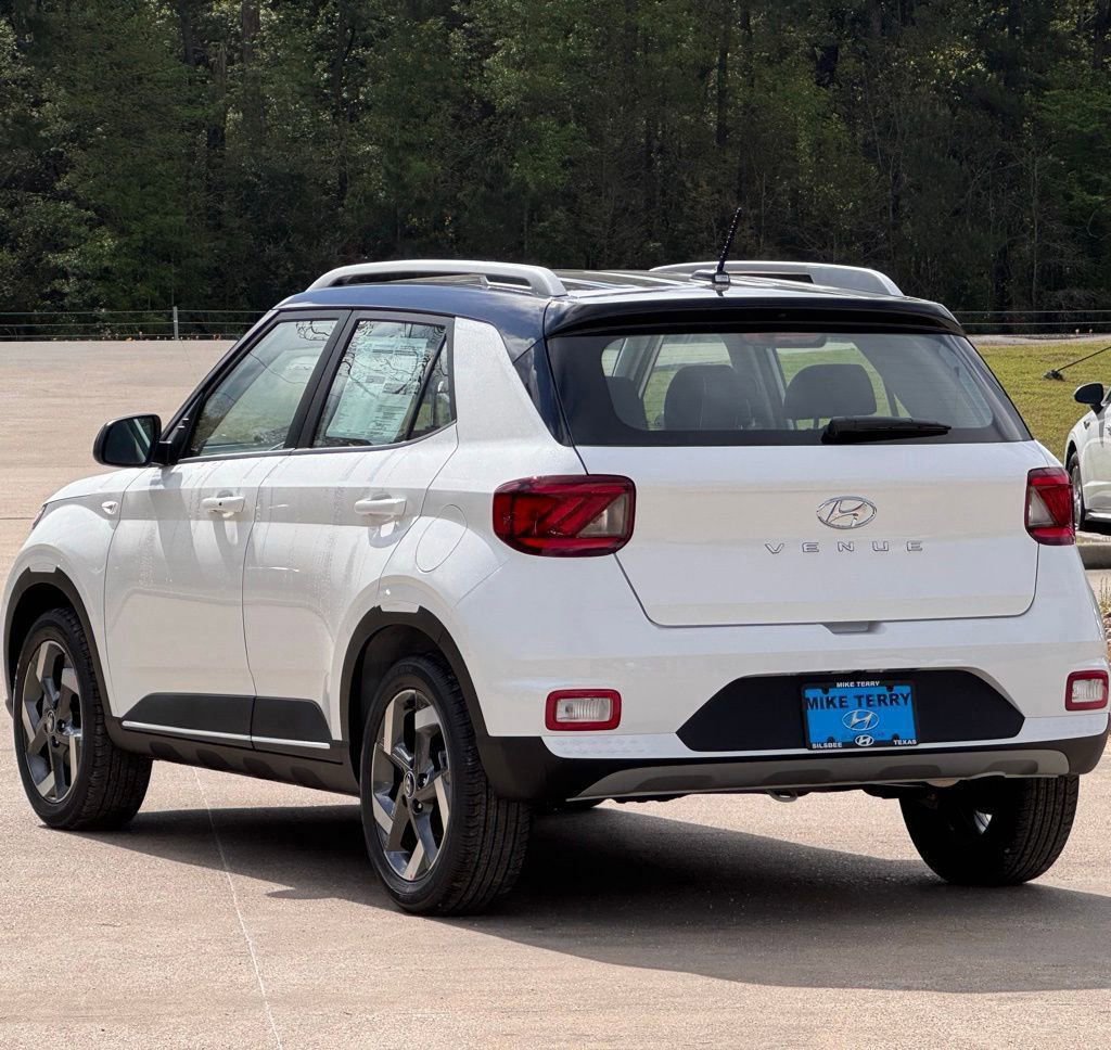 New 2026 Hyundai Venue SEL image 10