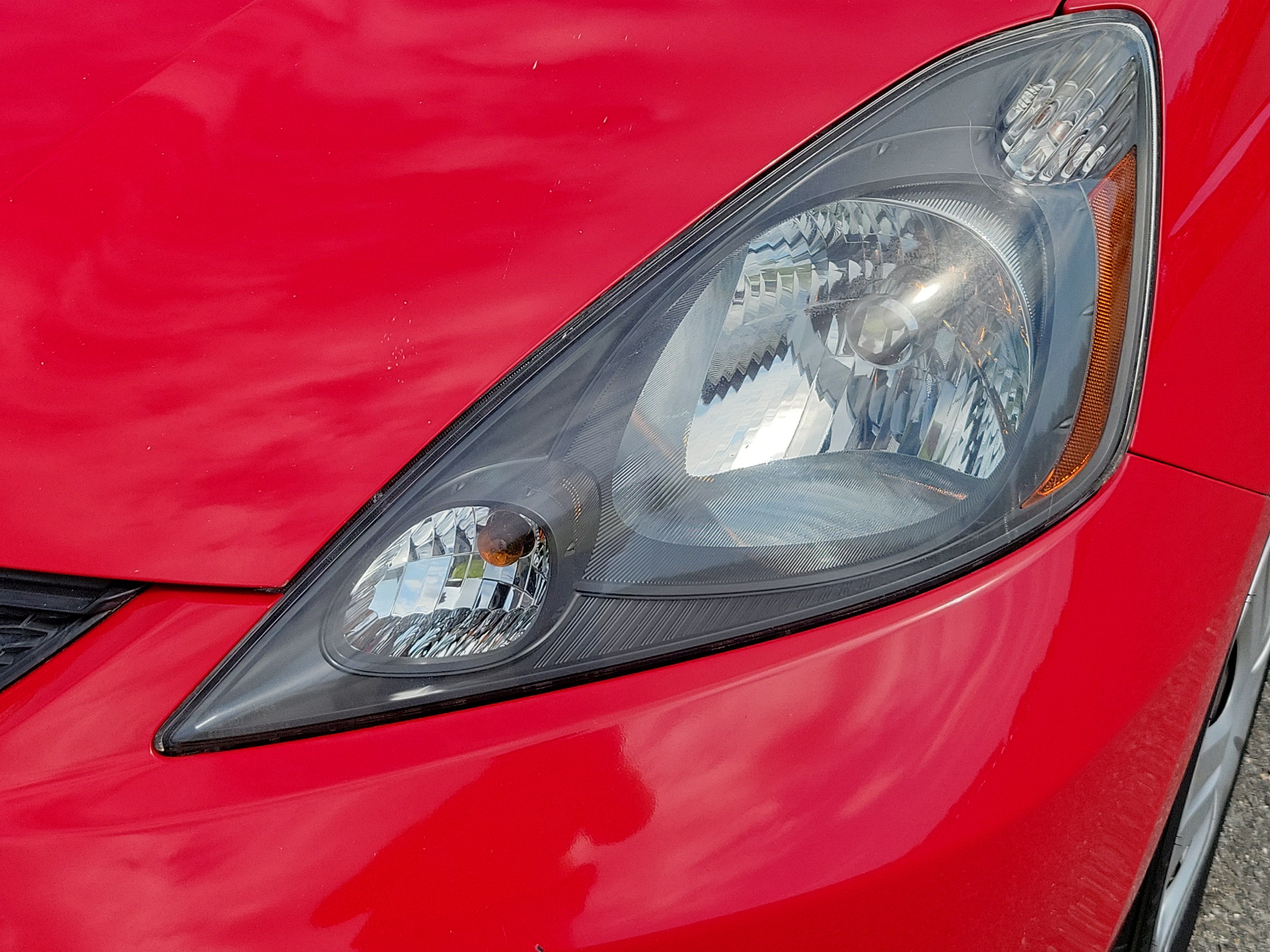 Used 2011 Honda Fit image 9