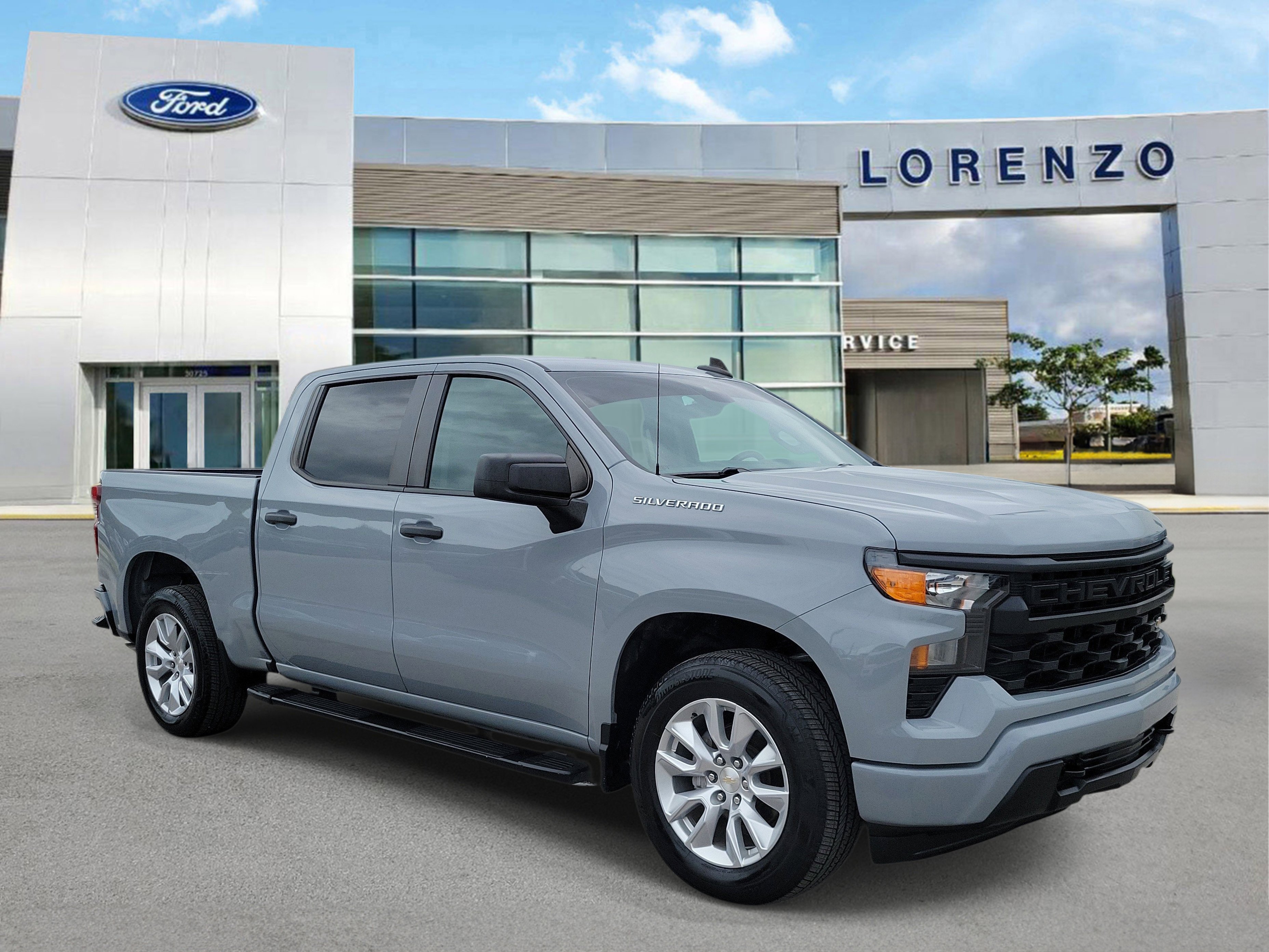 Used 2024 Chevrolet Silverado 1500 Custom RWD image 3