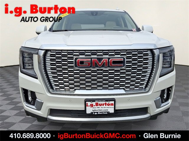 Used 2021 GMC Yukon Denali w/ Denali Premium Package image 2
