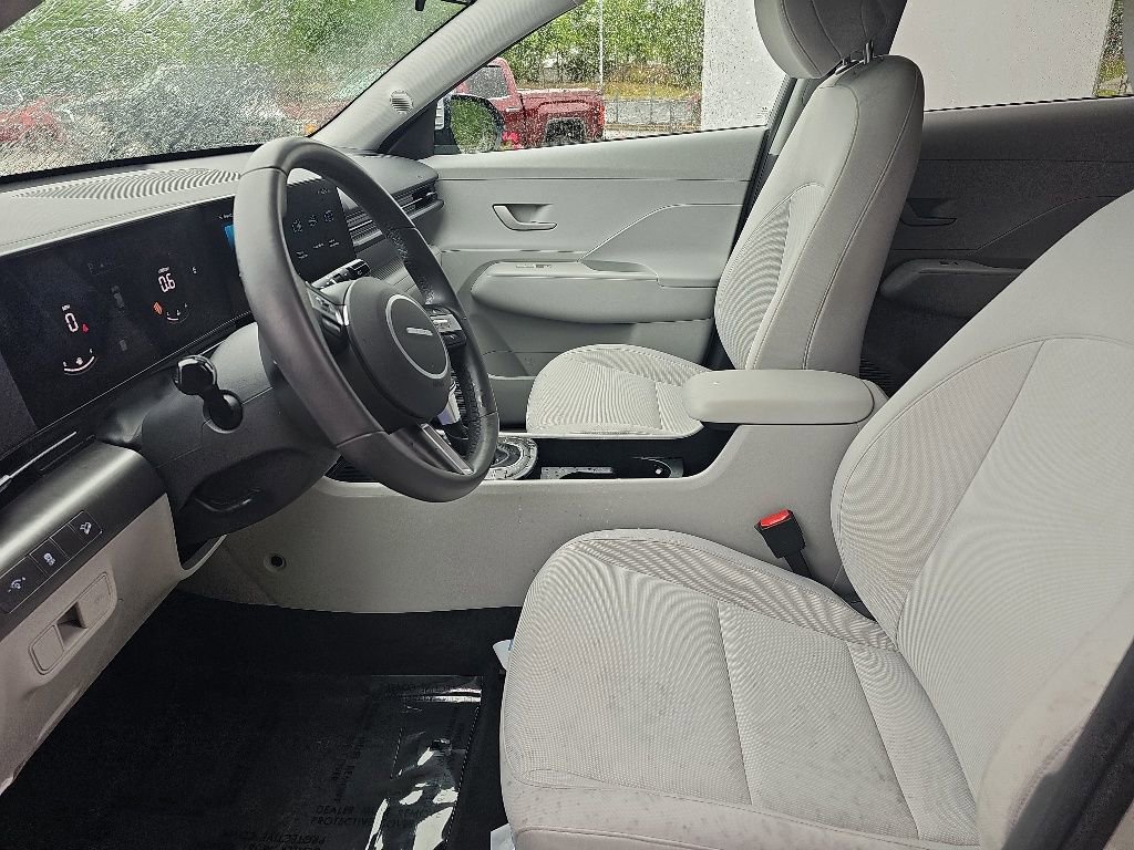 Used 2025 Hyundai Kona SEL FWD image 16