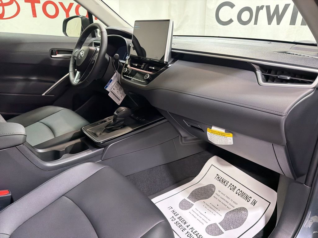 Used 2026 Toyota Corolla Cross XLE w/ Convenience Package AWD/4WD image 9