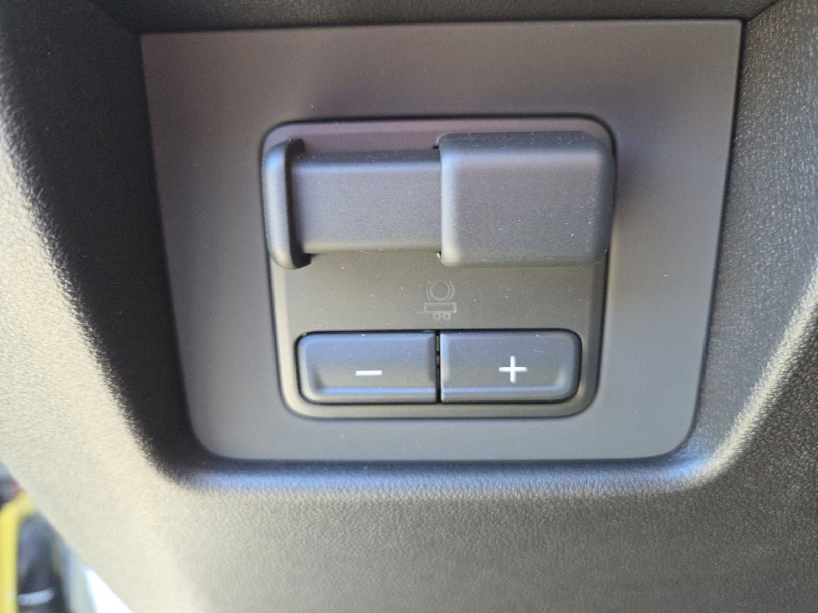 New 2026 GMC Canyon Elevation w/ Convenience Package image 13