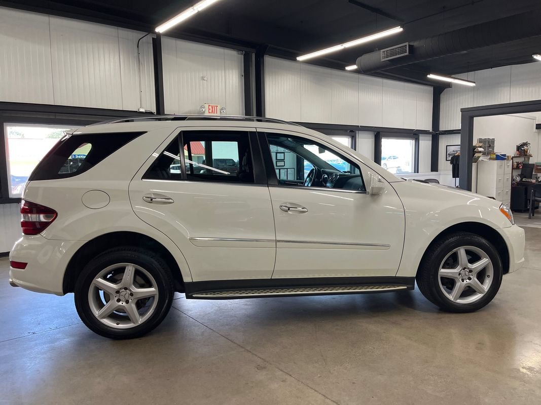 Used 2009 Mercedes-Benz ML 550 4MATIC image 16