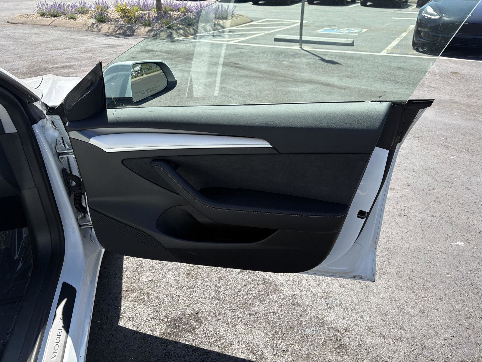 Used 2023 Tesla Model 3 Performance image 12