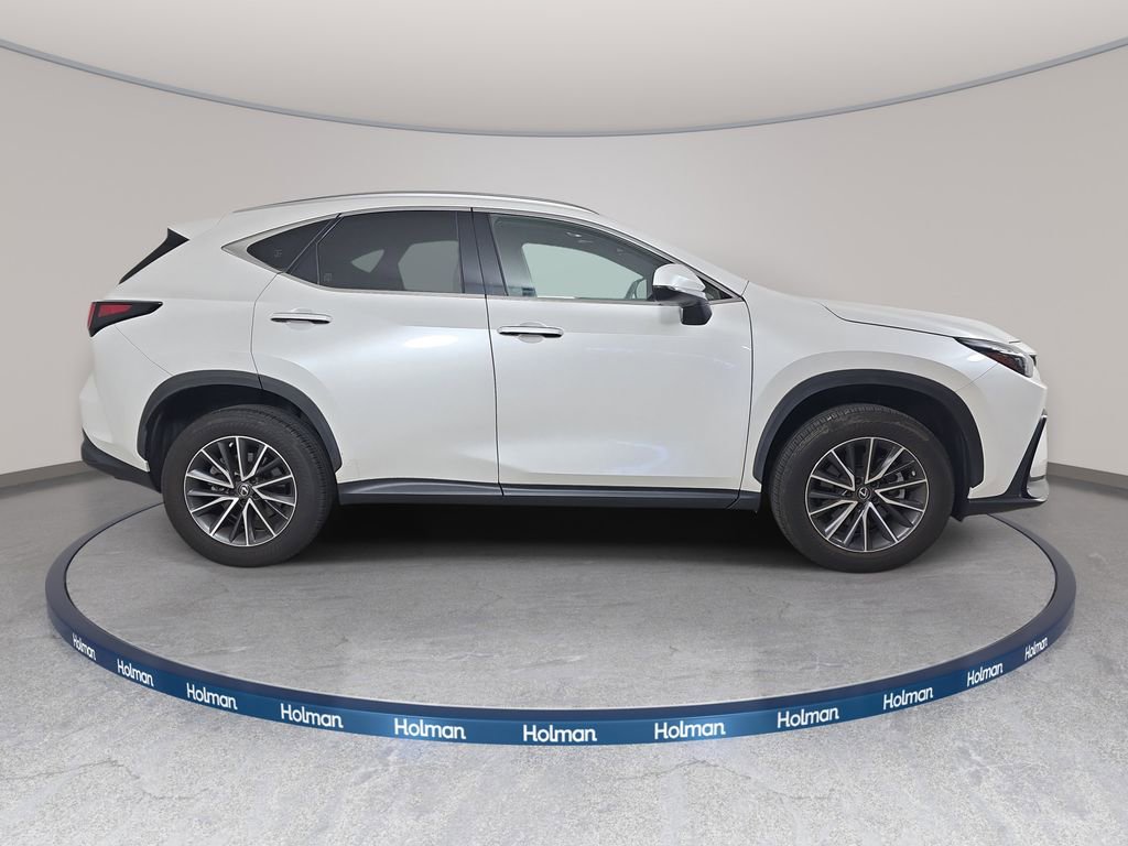 Used 2023 Lexus NX 350 AWD image 5