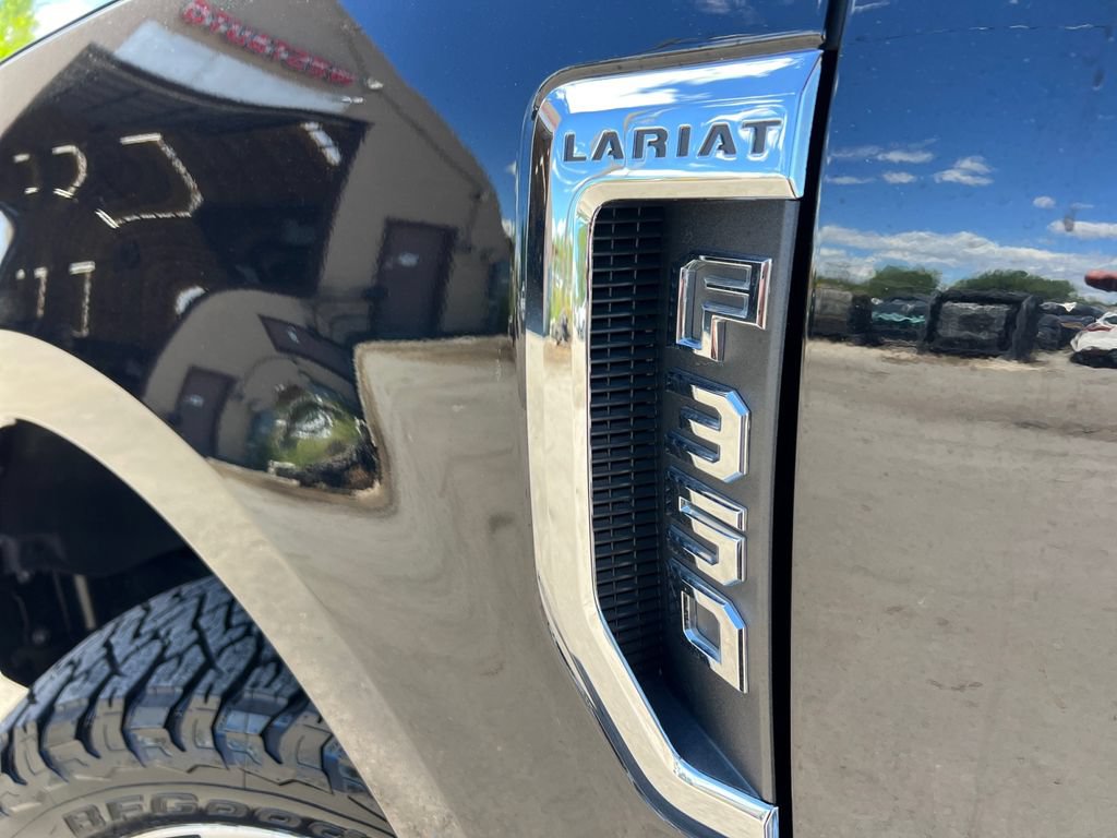 Used 2022 Ford F350 Lariat w/ Camper Package AWD/4WD image 36