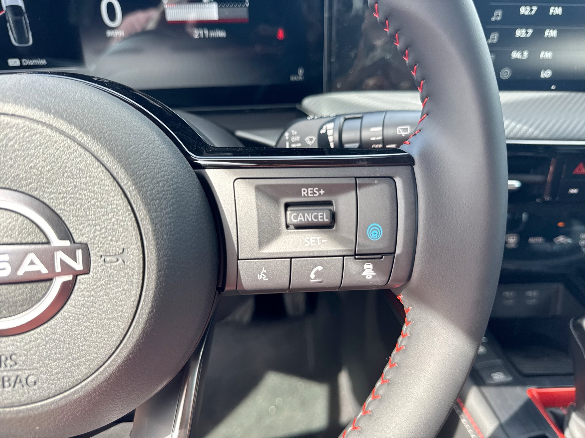 New 2027 Nissan Kicks SR FWD image 24
