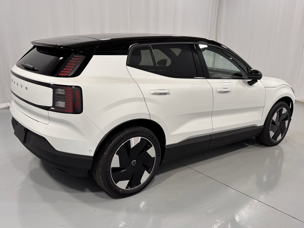 New 2026 Volvo EX30 Ultra image 3