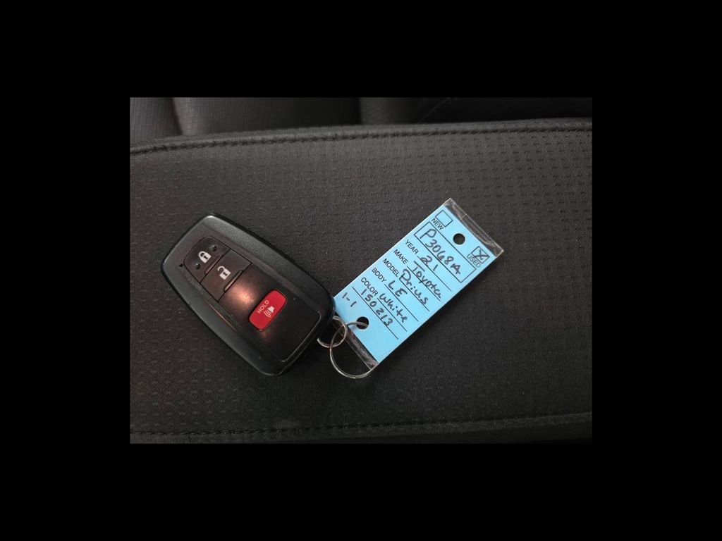 Used 2021 Toyota Prius LE FWD image 26