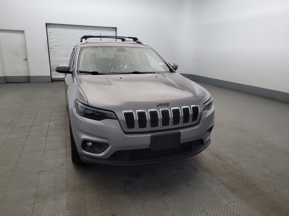 Used 2019 Jeep Cherokee Latitude Plus w/ Cold Weather Group image 14