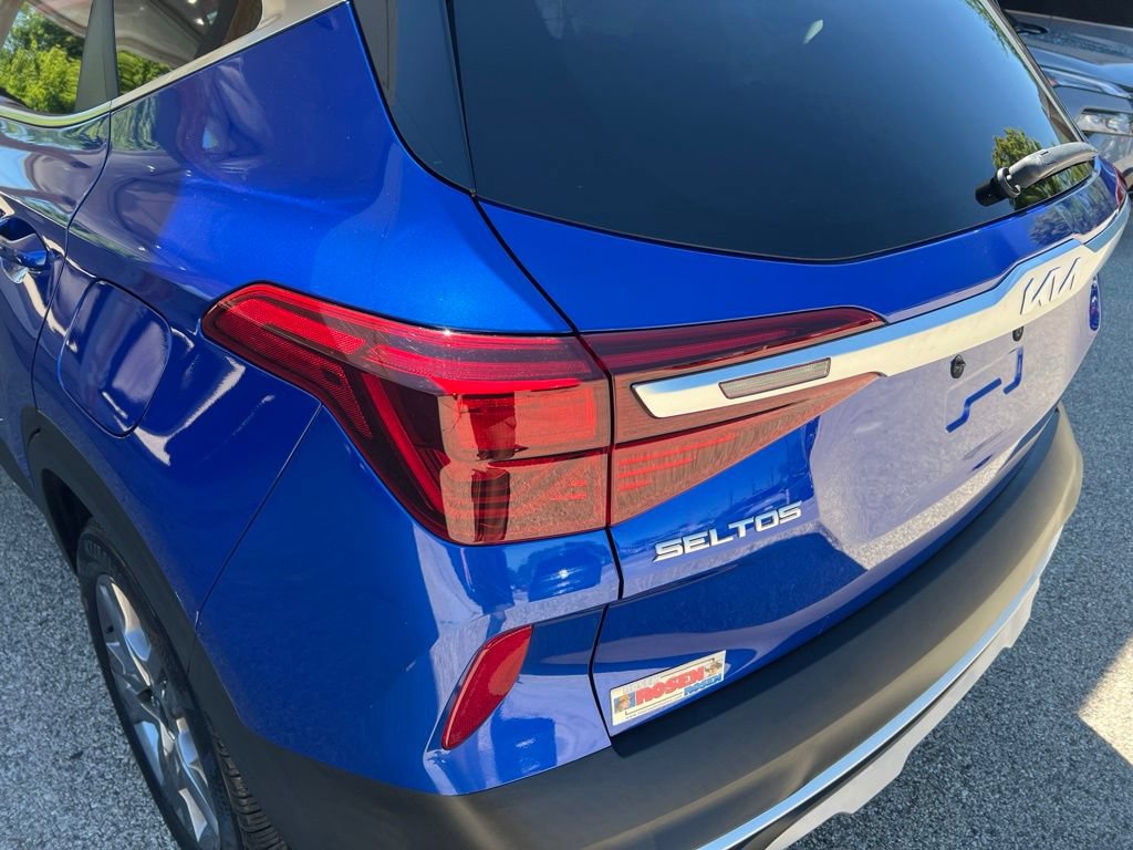 Certified 2023 Kia Seltos S w/ Navigation Package FWD image 34