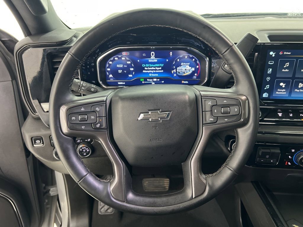 Used 2024 Chevrolet Silverado 2500 ZR2 w/ Technology Package image 10