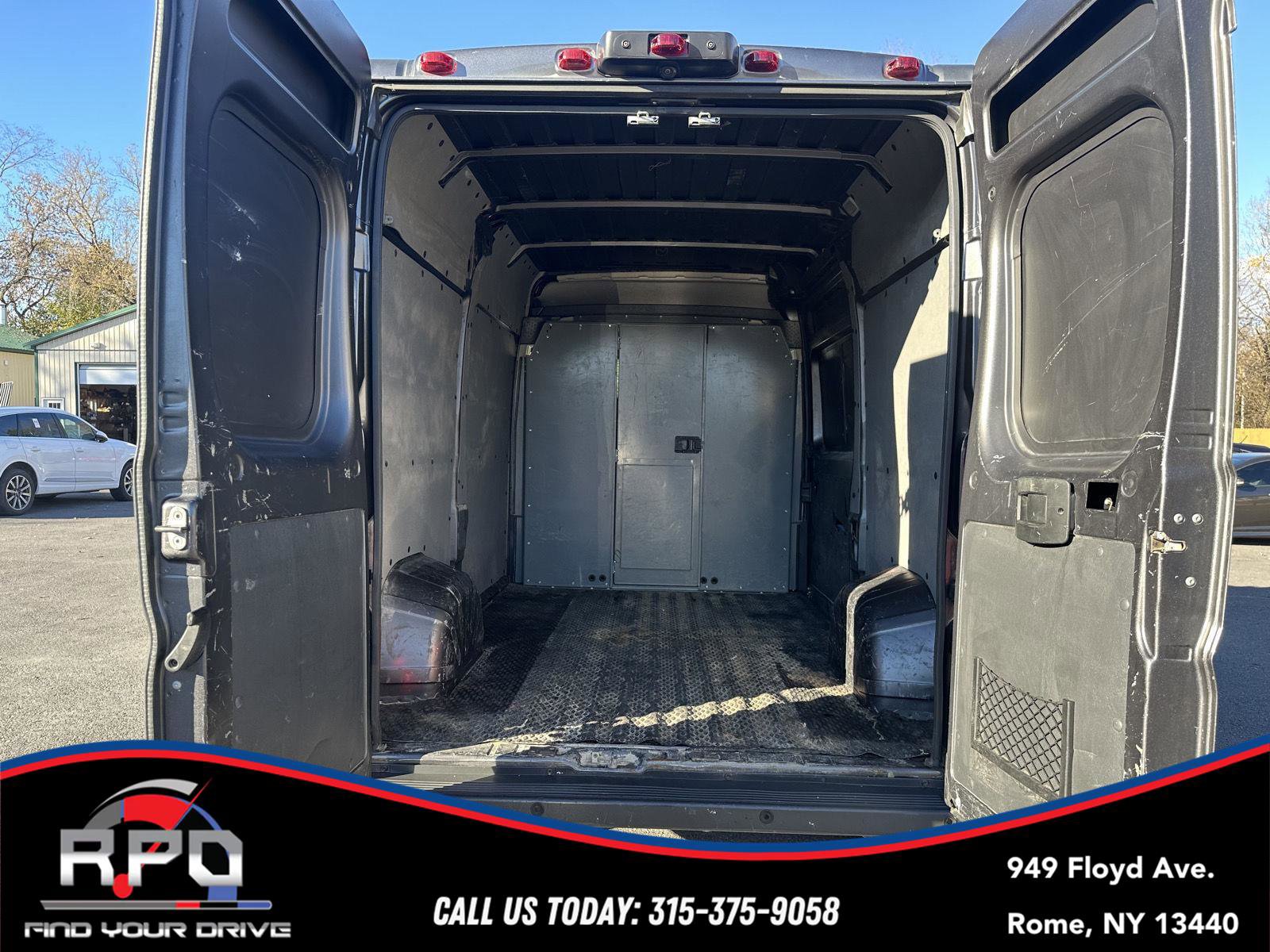 Used 2017 RAM ProMaster 1500 w/ Interior Convenience Group image 16