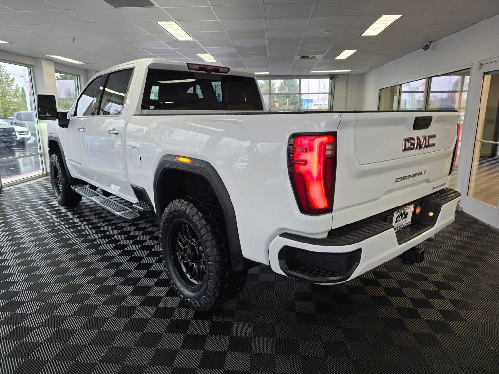 Used 2025 GMC Sierra 3500 Denali w/ Denali Reserve Package image 7