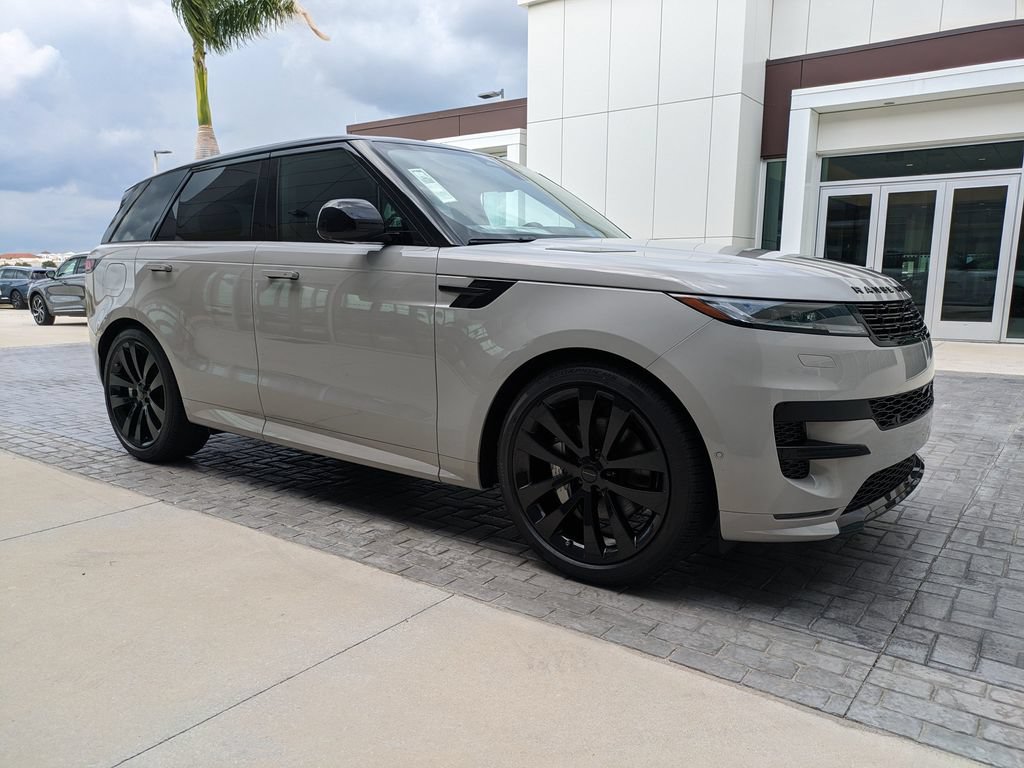 New 2026 Land Rover Range Rover Sport Dynamic SE AWD/4WD image 3