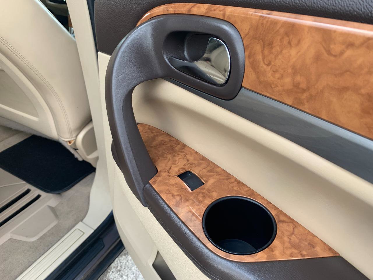 Used 2012 Buick Enclave Premium FWD image 39