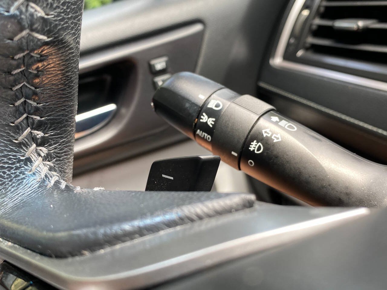 Used 2019 Subaru Outback 2.5i Limited AWD/4WD image 26