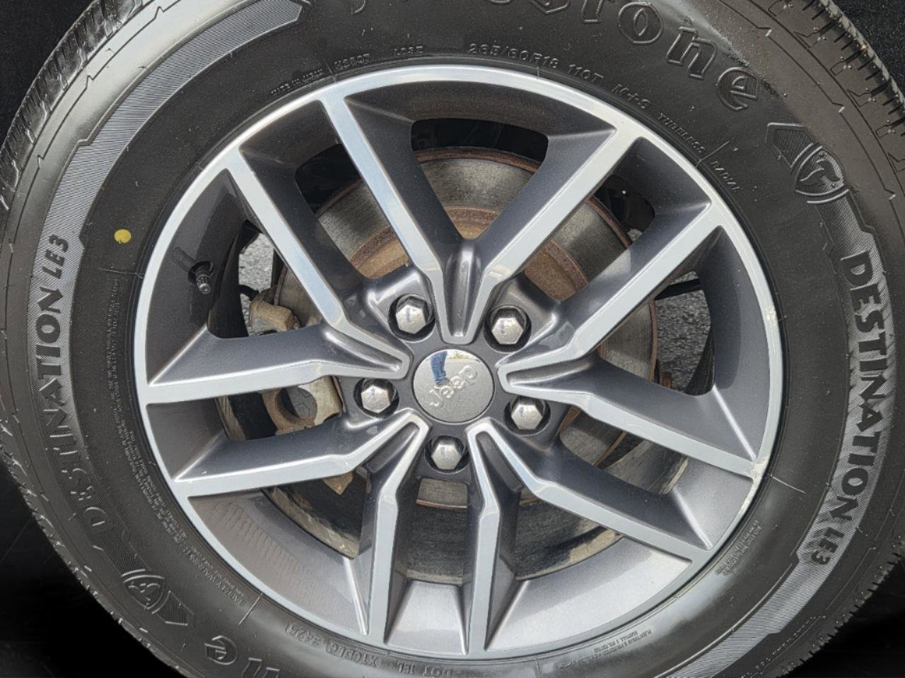 Used 2018 Jeep Grand Cherokee Limited AWD/4WD image 35