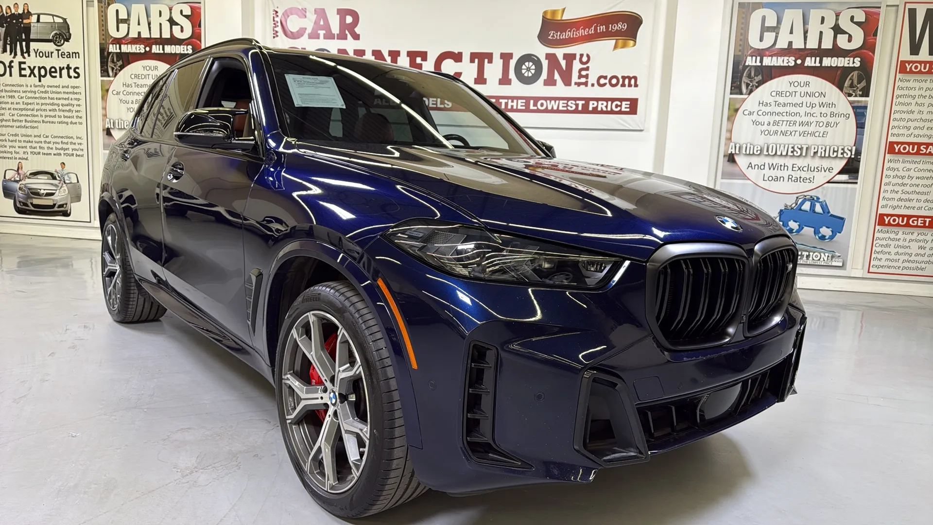 Used 2024 BMW X5 M60i AWD/4WD image 3