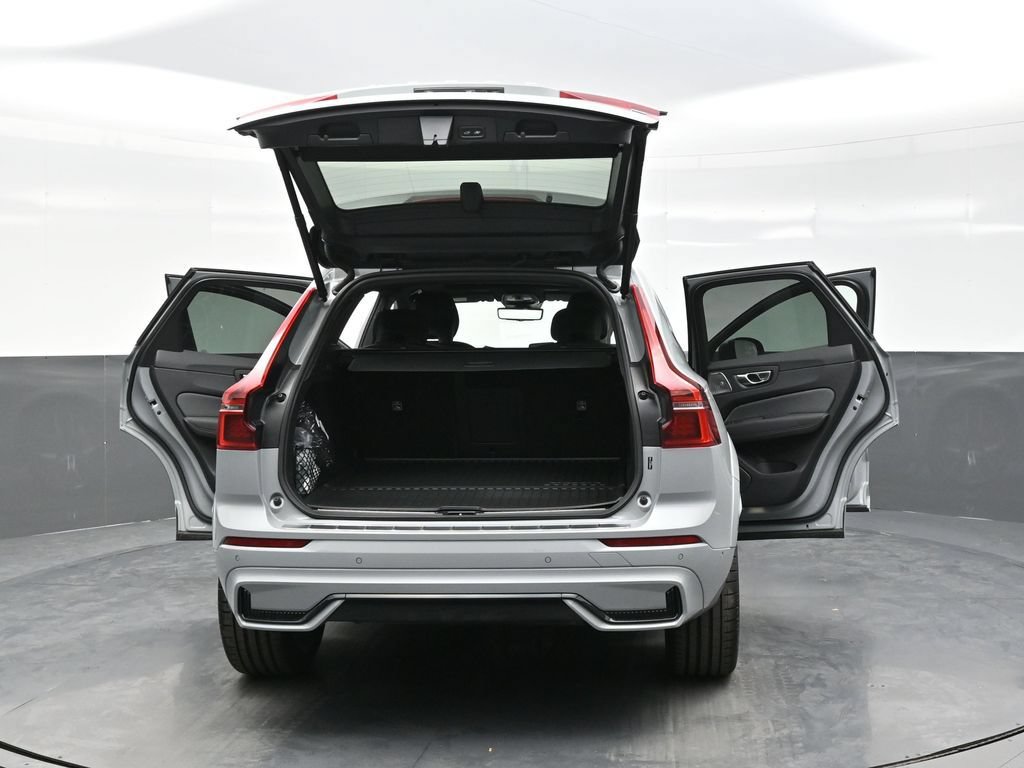 New 2026 Volvo XC60 T8 Polestar w/ Protection Package Premier AWD/4WD image 45