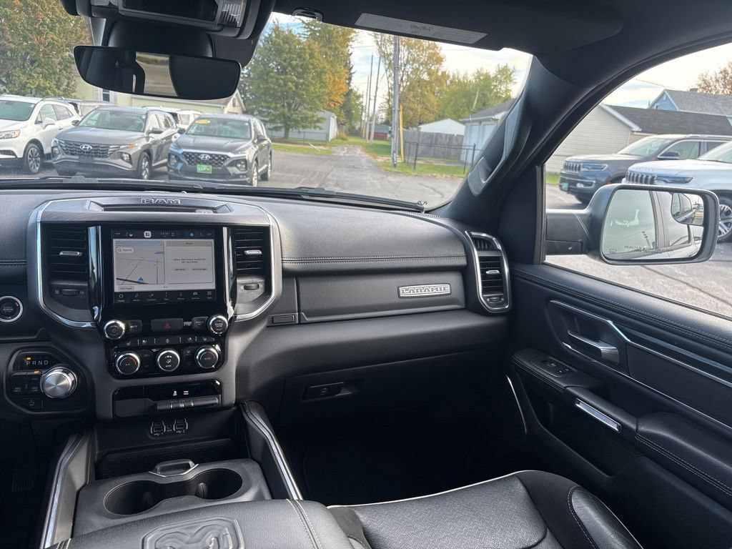 Used 2024 RAM 1500 Laramie AWD/4WD image 29