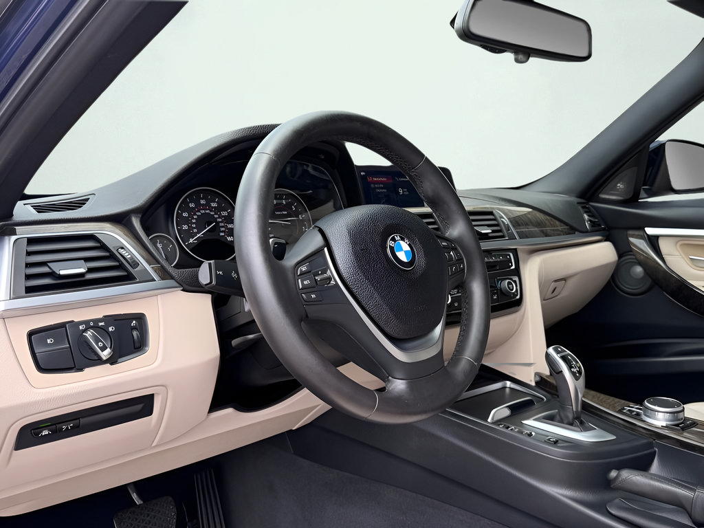 Used 2018 BMW 340i Sedan RWD image 4