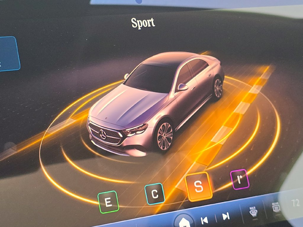 New 2027 Mercedes-Benz E 350 4MATIC Sedan image 33