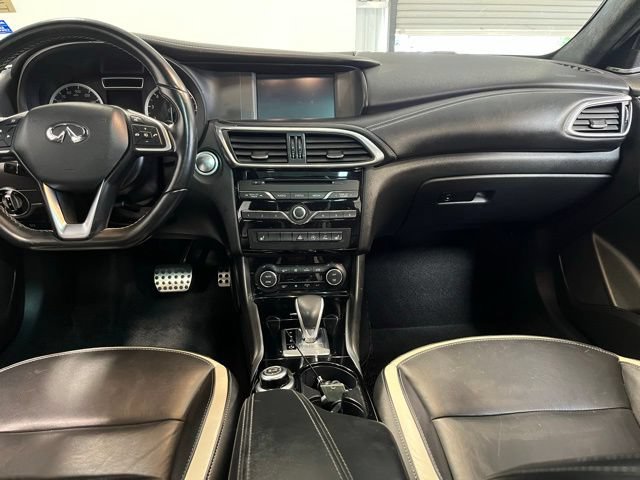 Used 2018 INFINITI QX30 Sport w/ Sport Leather Package FWD image 20