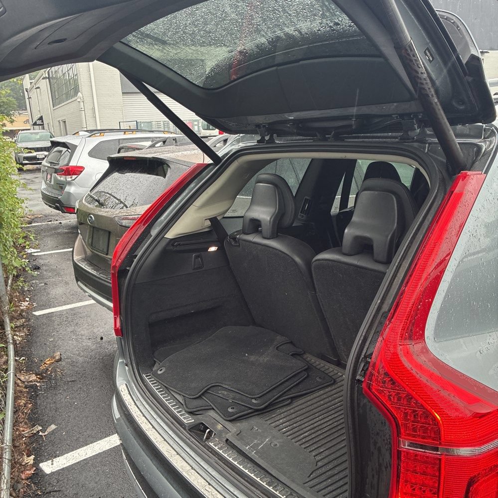 Used 2020 Volvo XC90 T6 Momentum w/ Protection Package Premier AWD/4WD image 26
