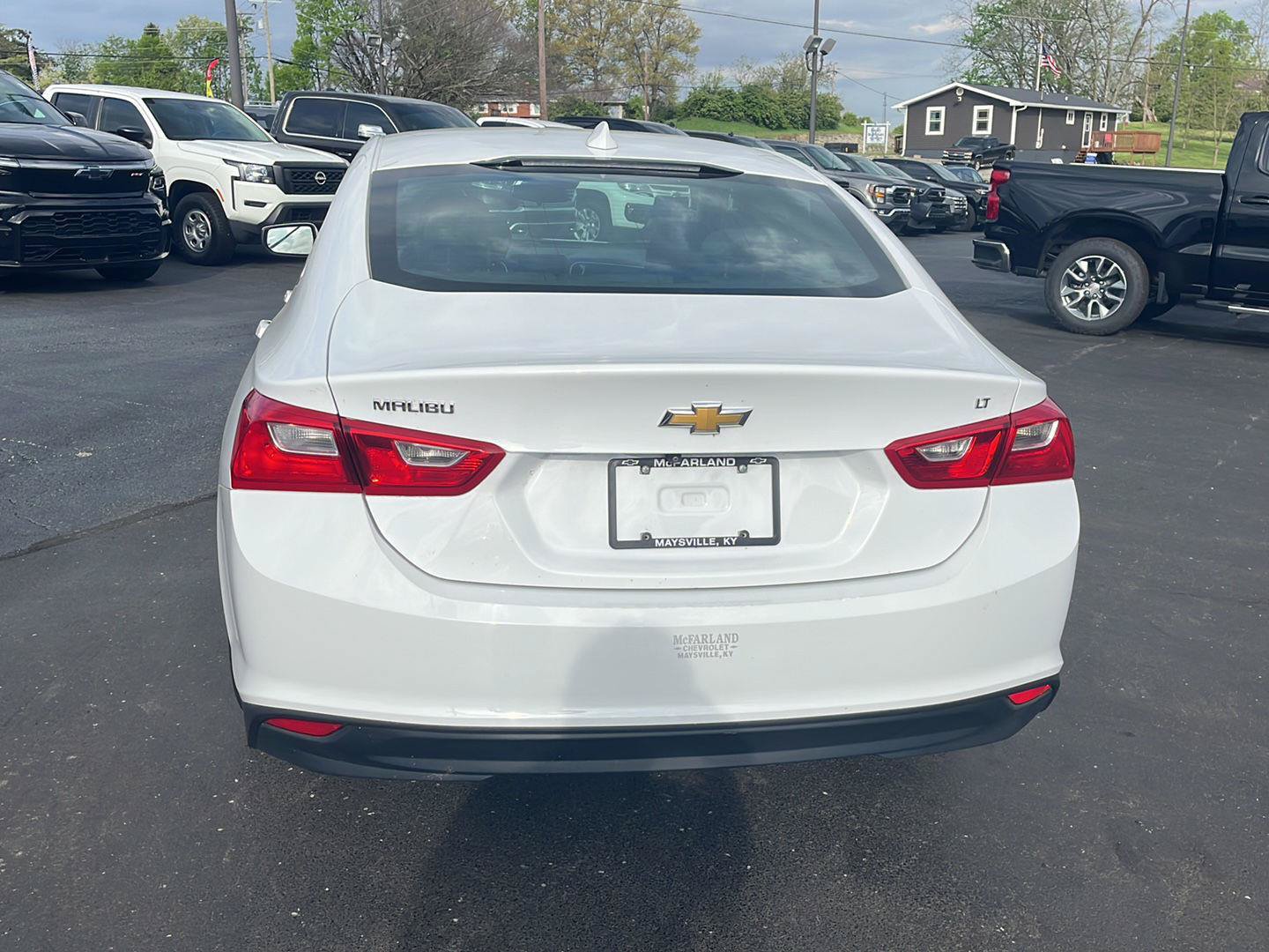 Used 2023 Chevrolet Malibu LT FWD image 4