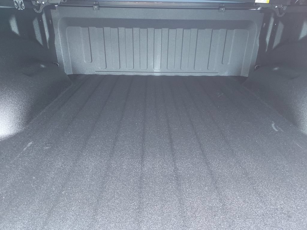 New 2026 RAM 1500 Express AWD/4WD image 9