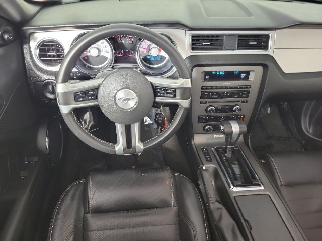Used 2012 Ford Mustang GT Premium w/ Comfort Pkg RWD image 16