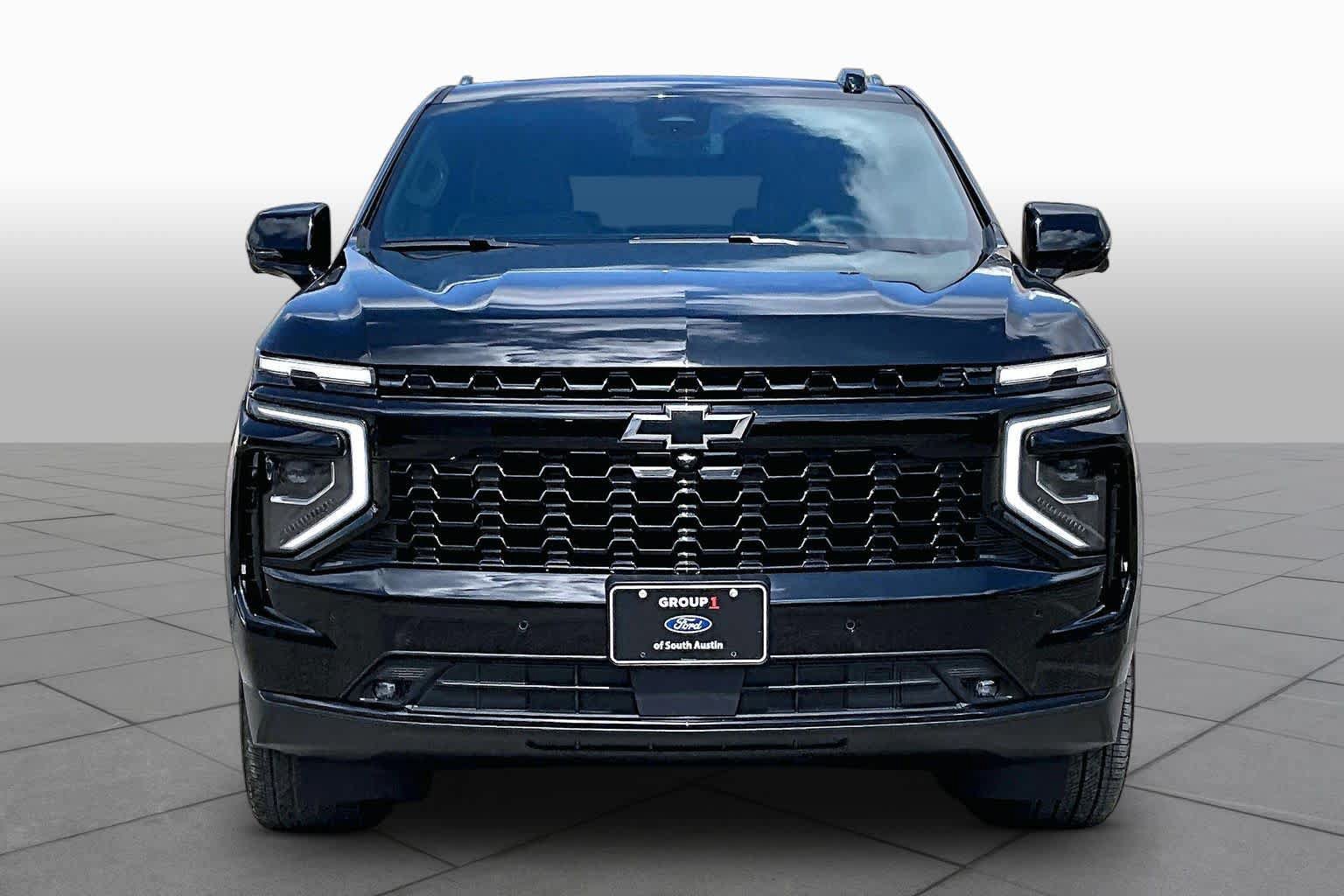 Used 2025 Chevrolet Tahoe Premier w/ Sun And Tow Package RWD image 4