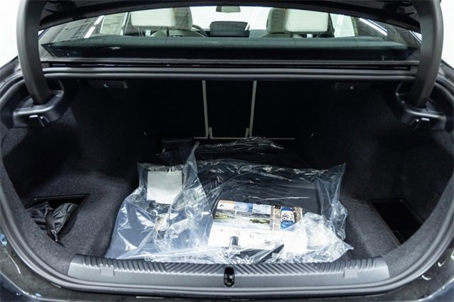 New 2026 BMW 530i xDrive w/ Premium Package image 13