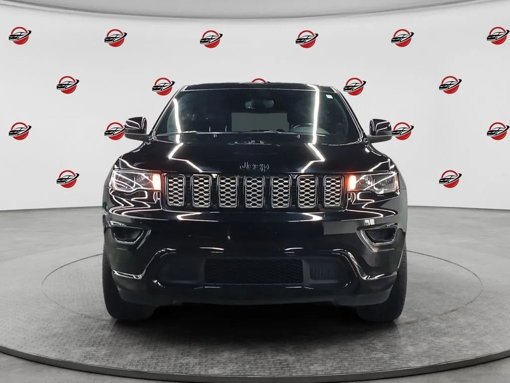 Used 2022 Jeep Grand Cherokee Laredo X RWD image 8