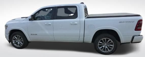 Used 2022 RAM 1500 Laramie w/ Sport Appearance Package AWD/4WD image 5